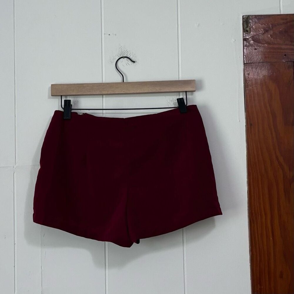 Forever 21 Zipper Front‎ Burgundy Mini Skort small NWT - Picture 3 of 6